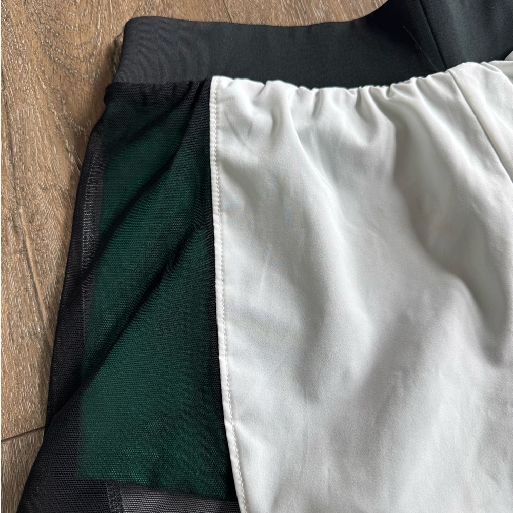 Varsity Shorts White w/ green shorts Women’s size small - Picture 6 of 7